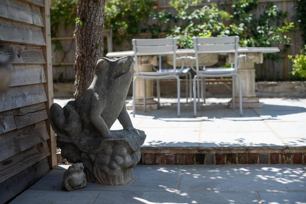Frogs Bottom Retreat Faversham & Canterbury, Kent Ngoại thất bức ảnh